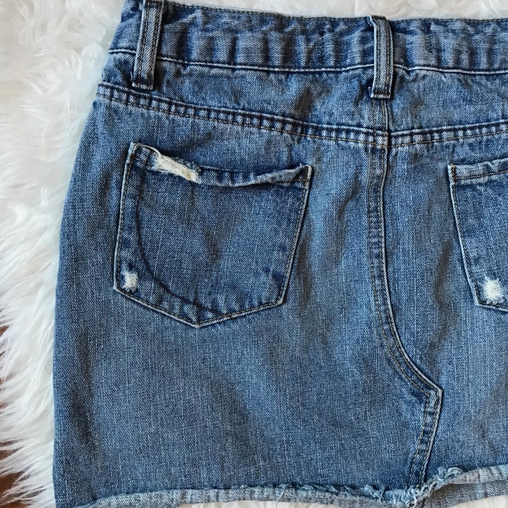 Paper Denim & Cloth Distressed Light Wash 100% Cotton Denim Mini Skirt - Picture 4 of 8